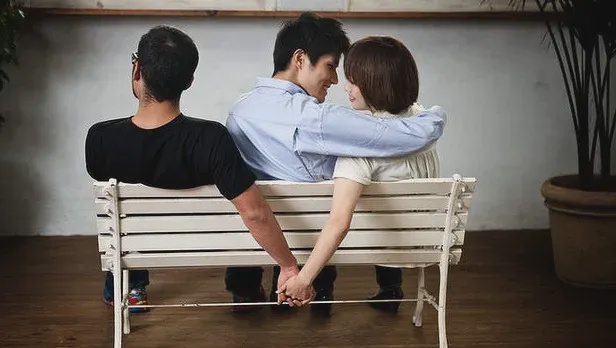 Image from: 大马男子同居3年后才惊觉自己是「小王」!陪女友回乡,她父母一句话让他傻眼!