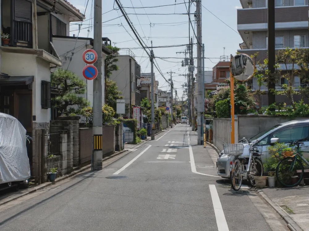Image from: 准备去日本租车要看！9月起这些小路只能开30km/h！别再以为没路牌就能开60！