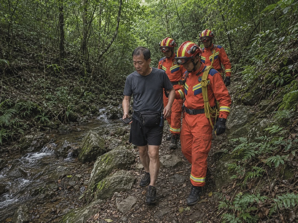 Image from: 男子听AI指路下山，结果越走越偏受困深山！AI误导后：「哈哈，这个教训我们记下」