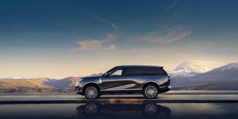 Xpeng GX debuts in China as brand’s flagship with BEV and REEV variants