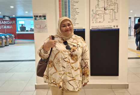 Image from: Shah Alam Line earns high praise from commuters on opening day