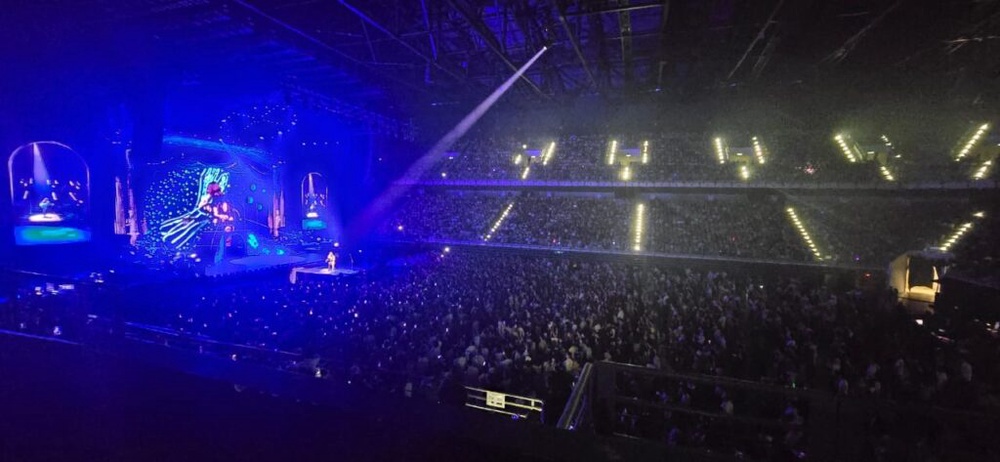 Image from: Laufey Live in Malaysia: ‘Madwoman’ of jazz takes 13,000 fans on whimsical journey