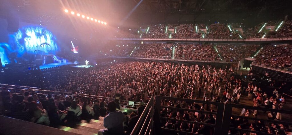 Image from: Laufey Live in Malaysia: ‘Madwoman’ of jazz takes 13,000 fans on whimsical journey
