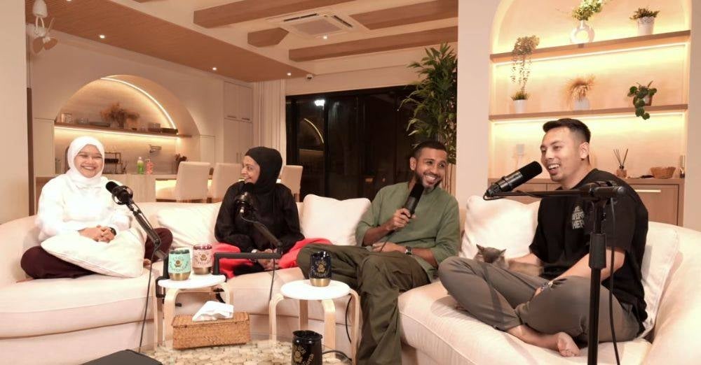 Image from: 6 kali IVF, 11 tahun kahwin, Taufik Batisah setia bersama isteri tercinta. 'Dia ada sejak hari pertama, walau ambil darah'