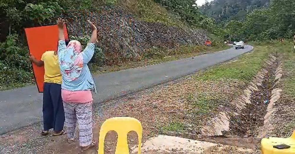 Image from: 'Ampun Tuanku, mohon berhenti sekejap.' 13 tahun bergelap, lelaki nekad tahan kenderaan Sultan Pahang