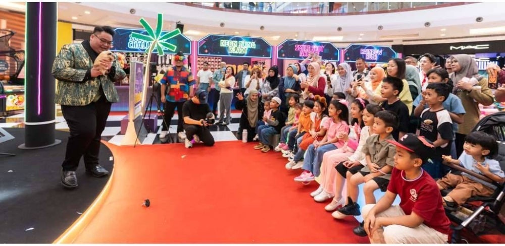 Image from: Mak ayah tak payah pening kepala, Karnival VIKids kembali bawakan pengalaman retro-futuristik dan bengkel kreatif sepanjang cuti sekolah ini