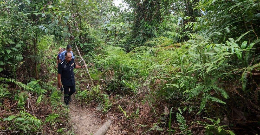 Image from: Turun seorang diri, di mana Nur Izzati Humaira? Jejak belum ditemui, ini kronologi  hilang ketika daki Bukit Changkat Asa
