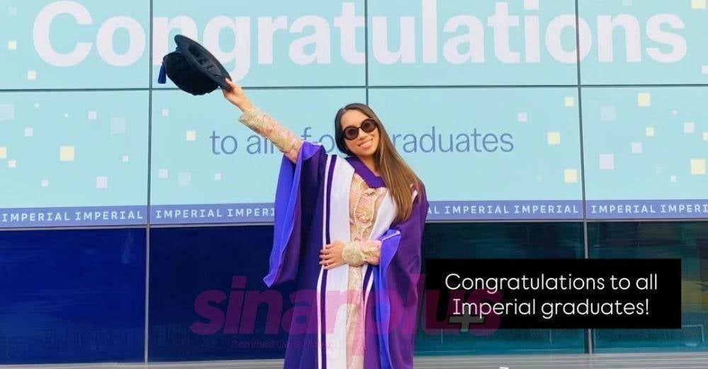 Image from: 'Malam panjang, syif on-call, tesis...' Dr Amalina graduasi PhD Imperial College London, kongsi pengorbanan di sebalik kejayaan, luahan buat 2 puteri