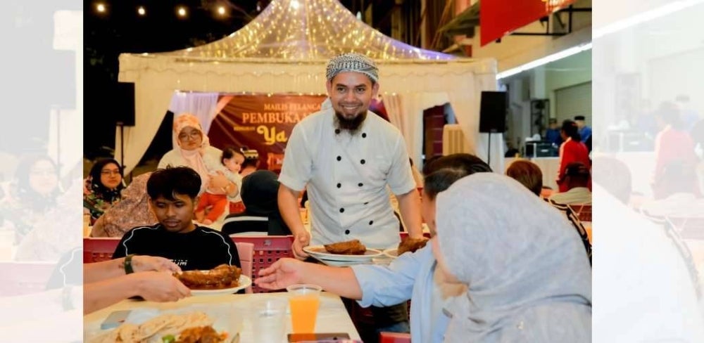 Image from: Capati lembut dan rusuk kambing empuk, resipi warisan Ya Salam yang buat selera terpikat
