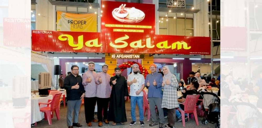 Image from: Capati lembut dan rusuk kambing empuk, resipi warisan Ya Salam yang buat selera terpikat