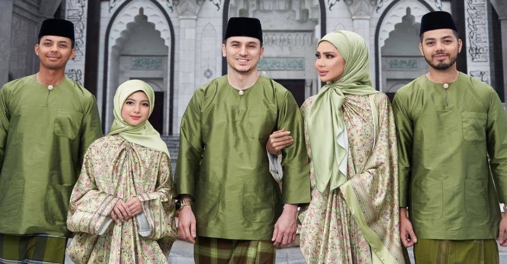 Image from: 'Betul ke kita besarkan anak untuk dilepaskan?' Menjelang hari pernikahan Ammar, luahan sayu Che Ta tentang Aaisyah undang sebak