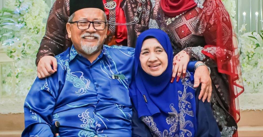 Image from: 'Duduk sebelah, tapi tak sempat.' Isteri derita strok pergi selamanya ketika suami sedang solat, hembus nafas terakhir semasa takbir