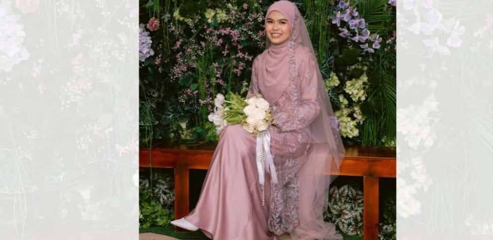 Image from: Daripada peminat jadi tunang! Wani Syaz kini bergelar tunangan usahawan, bakal naik pelamin 2027