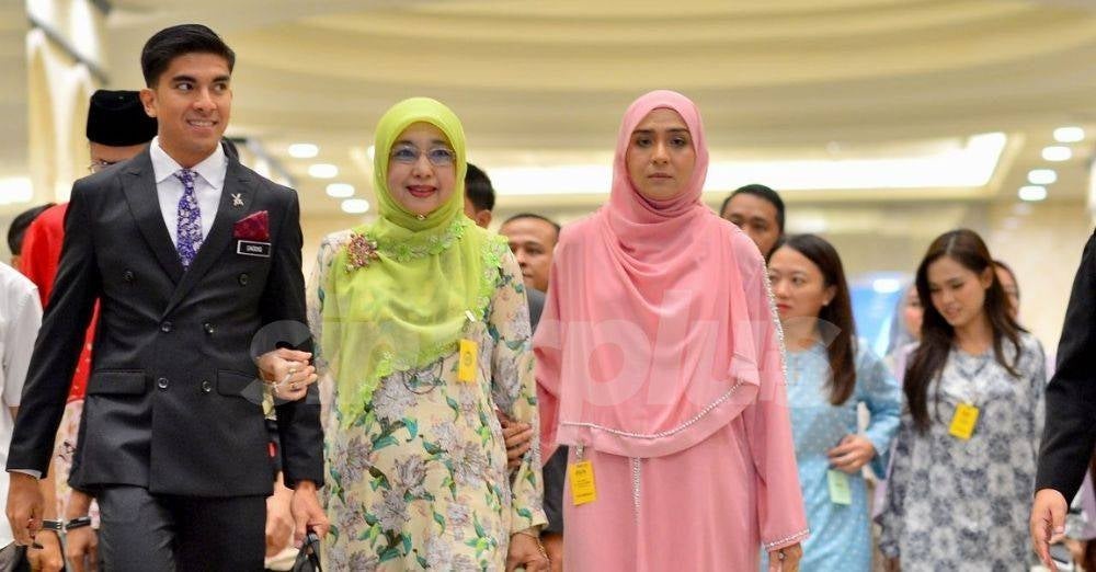 Image from: 'Kebenaran berpihak pada yang benar...' Bella Astillah mohon doa untuk Syed Saddiq