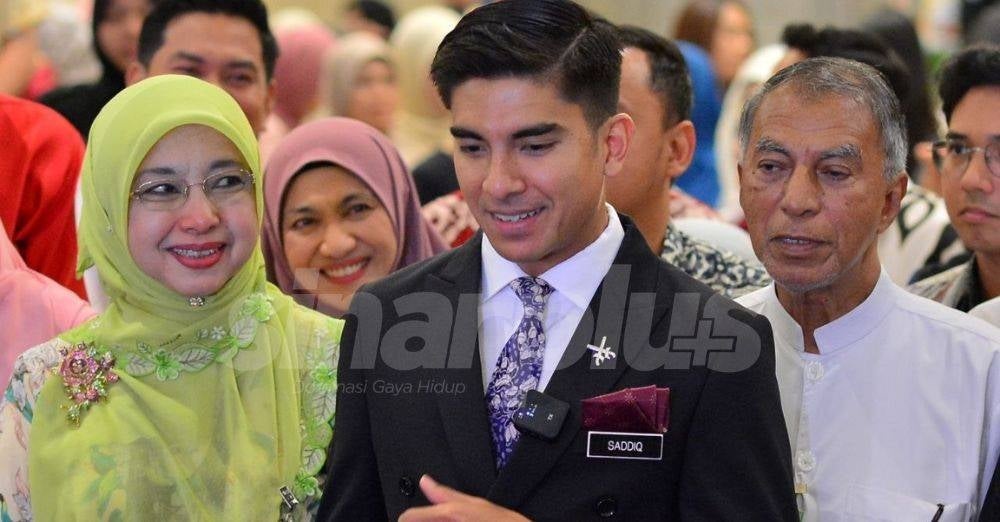 Image from: 'Dia jujur, baik & amanah' - Bella Astillah tertarik layanan Syed Saddiq kepada keluarga, ibu bapa ucap terima kasih doa rakyat Malaysia