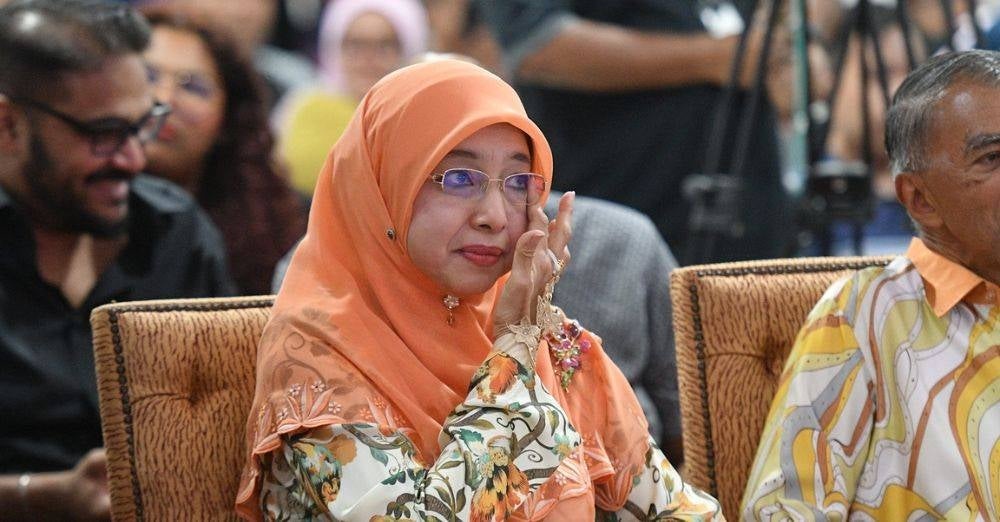 Image from: 'Minta ruang memulakan berumah tangga.' Sejak 2014 tanpa henti, Syed Saddiq kini mahu fokus keluarga