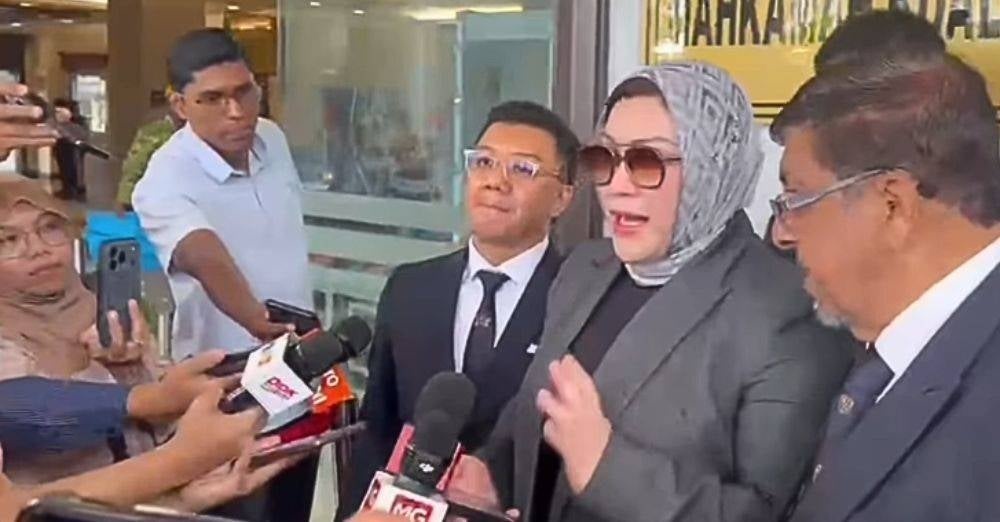 Image from: 'Harap suami ada bersama...' – 7 tahun hadapi pertuduhan rasuah RM2.8 juta, Zizie Izette lega bebas, kini fokus lima anak