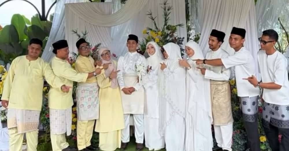Image from: ‘Umi dah ada geng gegirl!’ – Wahid Senario & isteri teruja terima menantu sulung