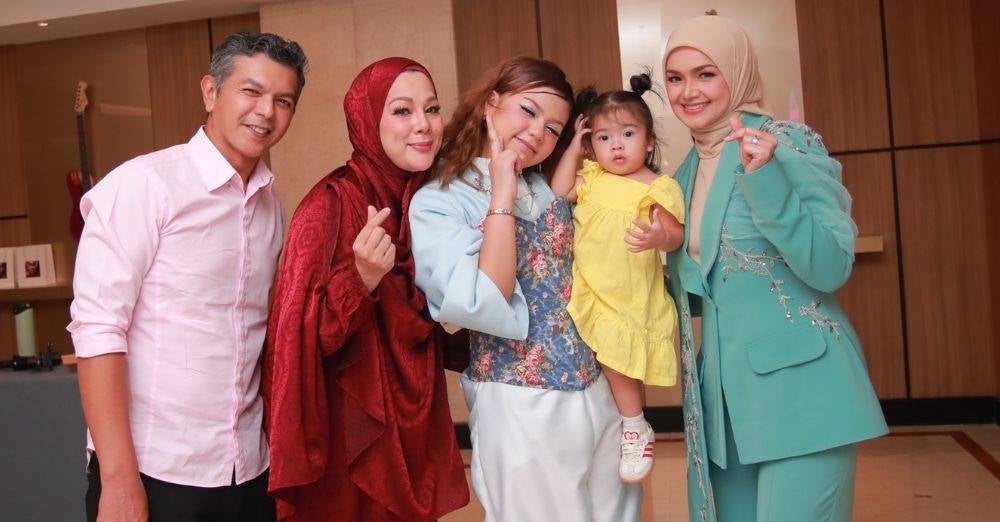 Image from: 'Jadual Odda, Siti Nurhaliza sama rancak!' - TokTi tepis isu kabel, takkan ambil bakat tak boleh 'jual'