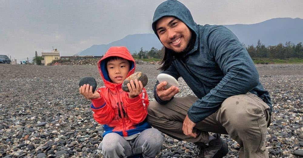 Image from: 'Bakat seni diiktiraf!' – Jehan Miskin sebak anak raih Creative Young Artist Award, bakal melangkah ke Tahun Satu