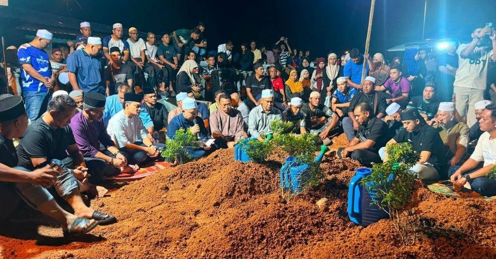 Image from: 'Mesti adik tercari-cari ahli keluarga...' – Dikenali suka berbakti, pemergian Ketua Pemuda UMNO Maran & keluarga runtun hati