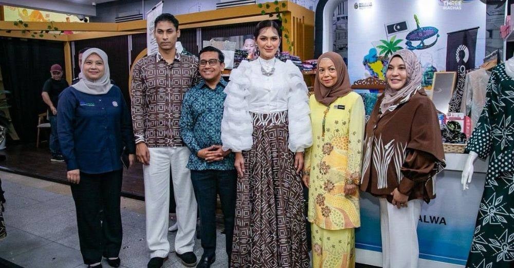 Image from: Mewah & kontemporari, Runway Batik 2026 angkat keindahan seni tekstil tradisional Terengganu