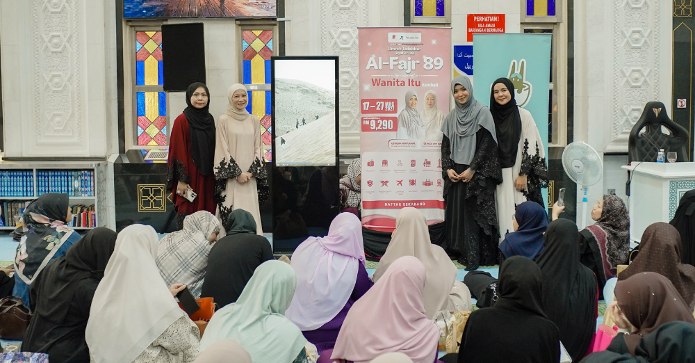 Image from: Bukan lagi tunggu usia emas, wanita kini pilih jejak Tanah Suci lebih awal bersama komuniti