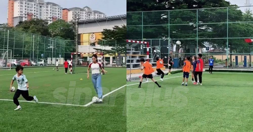 Image from: 'My little keeper!' – Aksi Ayden pertahankan gawang buat netizen sebak, puji ketabahan Bella Astillah
