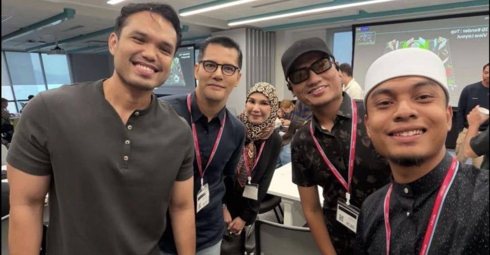 Image from: ‘Mak tak sekat apa saya nak buat’ – Khairul Aming kongsi doa ibu, pesan tentang kejayaan anak & jawab isu kahwin
