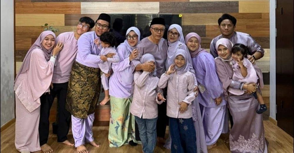 Image from: ‘Kami tahu dia di sana, cuma tak tahu balik bila’ - Abang sayu foto sambutan Merdeka kenangan terakhir 3 beranak maut di LPT1