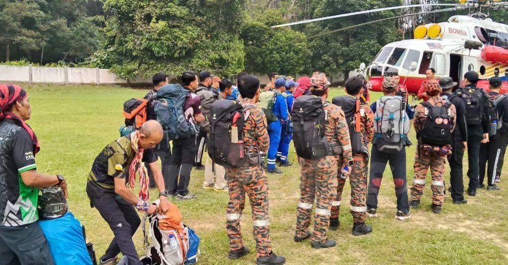 Image from: 'Isyarat asap penyelamat nyawa' - Hilang ketika mendaki Gunung Gerah, empat sekeluarga & dua malim gunung ditemukan selamat