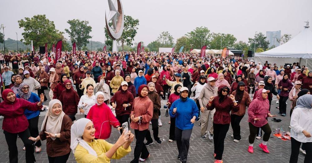 Image from: Dari Lembah Klang ke Johor, NADA Identity himpunkan lebih 1,000 wanita dalam aktiviti kecergasan