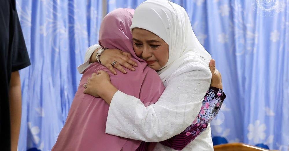 Image from: ‘Apa salah cucu saya? Pagi tadi baru sedar Fiya sudah tiada’ - Datuk sebak, rindu salam Irene Sofiya yang takkan kembali
