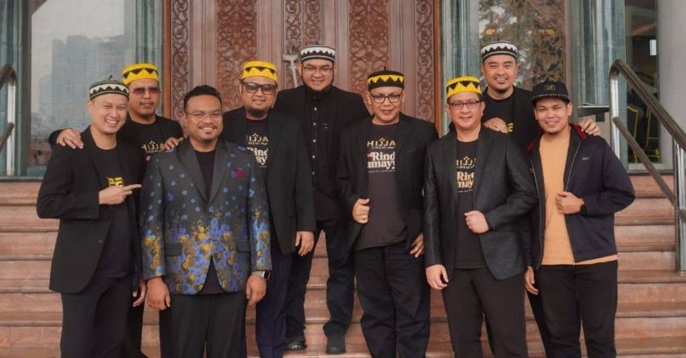 Image from: Hazamin pesan artis baharu bina hubungan dengan media, hati-hati guna media sosial dan sentiasa rujuk orang berilmu – 'Kena ada guru'