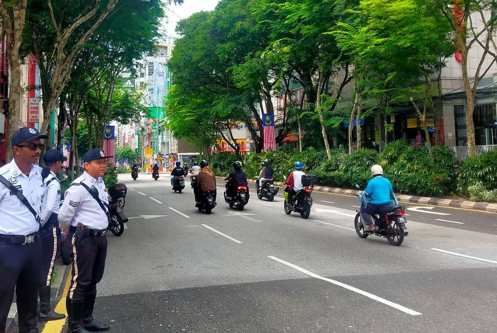 Himpunan Selamatkan Malaysia: PDRM Tingkat Kawalan Keselamatan