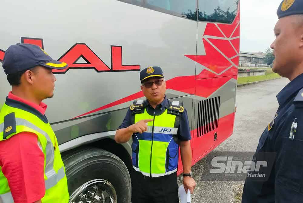 Tahun Baharu Cina: Kenderaan berat dilarang guna lebuh raya 4 hari