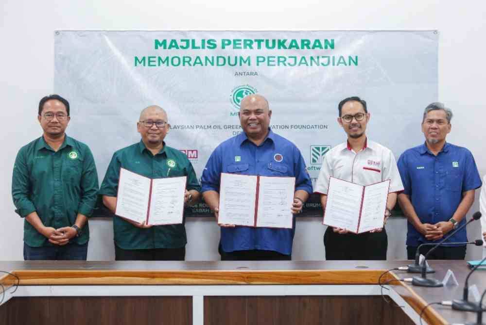 MPOGCF Meterai Dua MoA Dengan UPM, Sabah Softwoods Berhad