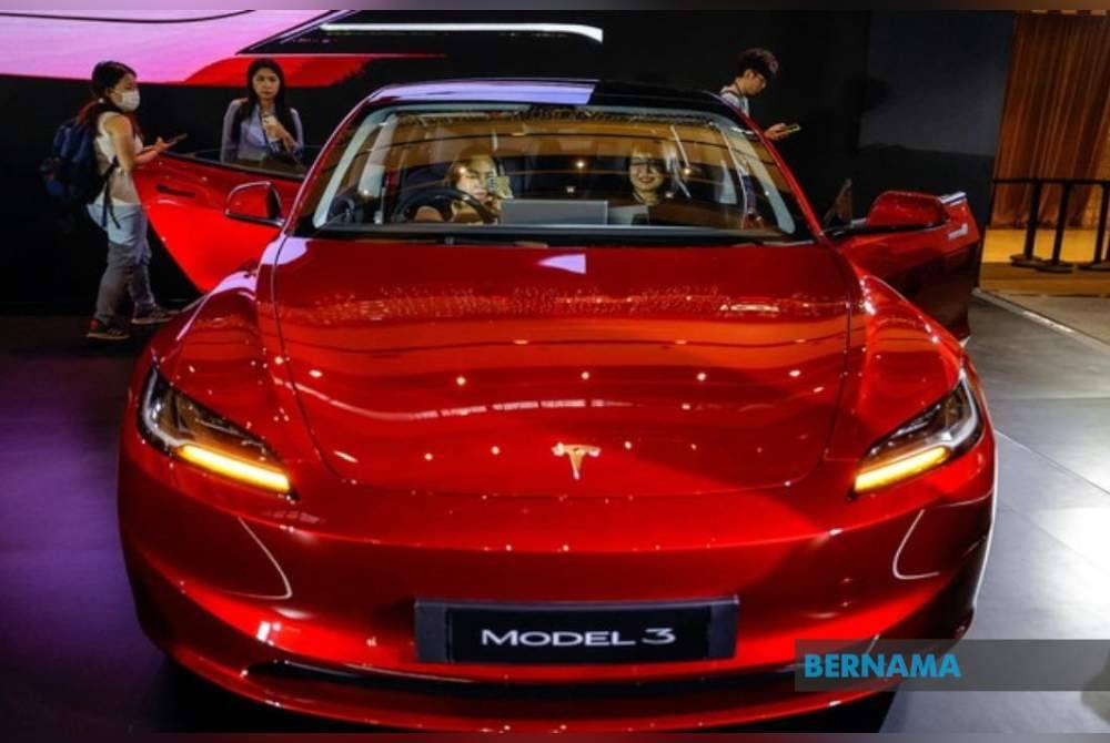 Tesla turunkan harga jualan dua model kereta elektrik di Malaysia