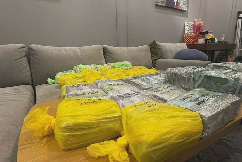 Rasuah projek pusat data: SPRM jumpa wang tunai RM7.5 juta dalam kotak ...