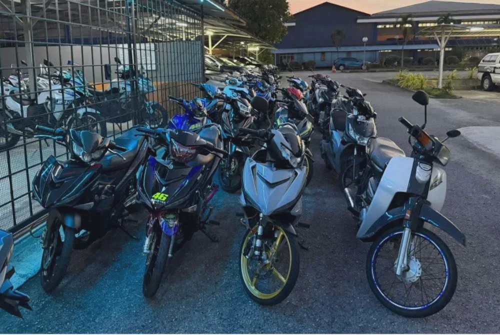 Image from: 'Habiskan RM10,000 ubah suai motosikal untuk merempit'