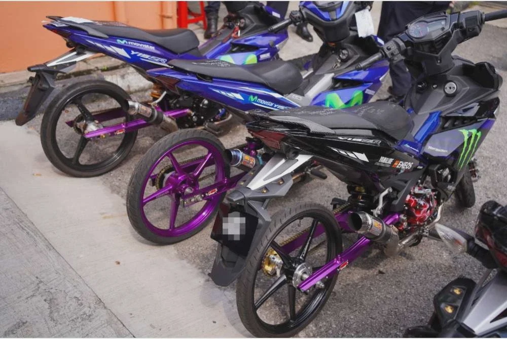 Image from: 'Habiskan RM10,000 ubah suai motosikal untuk merempit'