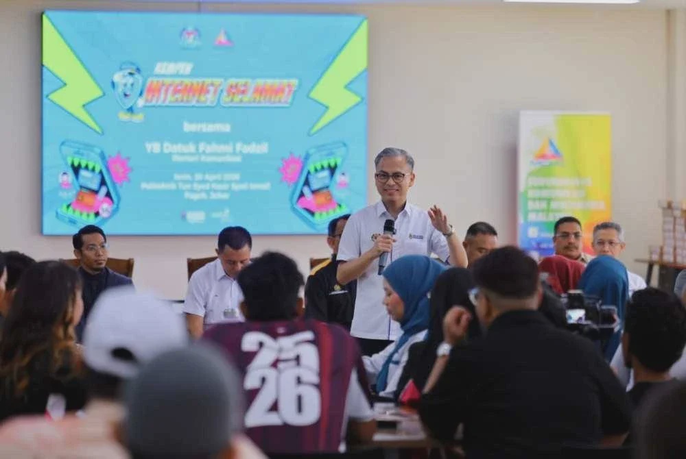 Image from: Kempen Internet Selamat guna pendekatan rakan sebaya, tingkat kesedaran belia