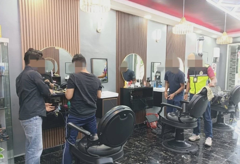 Image from: 10 warga asing dikesan langgar syarat, tiada dokumen sah