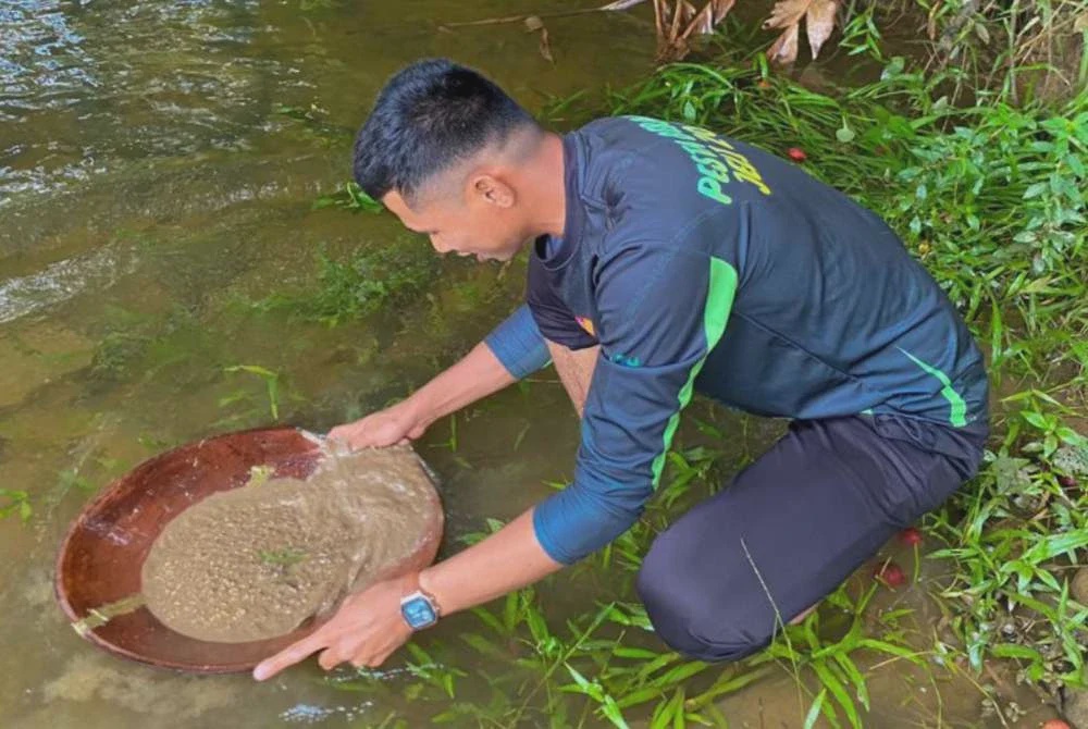 Image from: Sidang DUN Kelantan : 493 rakyat Kelantan mohon lesen dulang emas