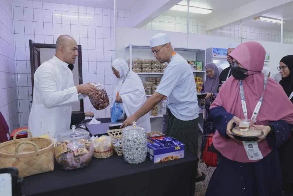 Image from: [VIDEO] Hai-O bawa rasa Malaysia ubat rindu jemaah haji di Tanah Suci