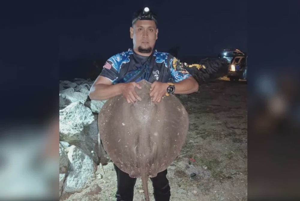 Image from: RM50,000 menanti kaki pancing di Pantai Padang Garam
