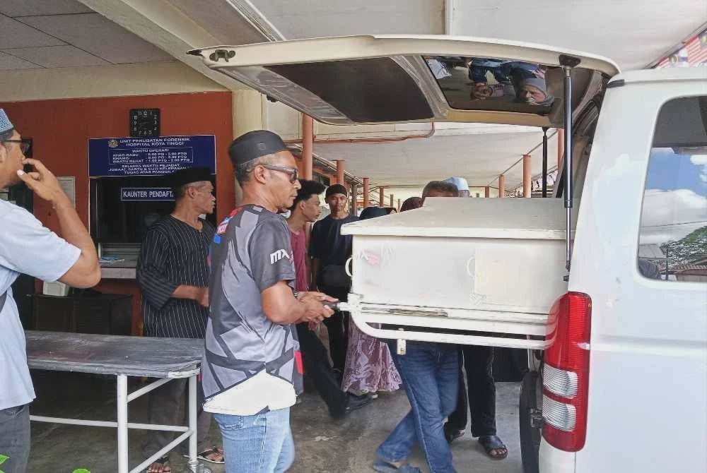 Image from: 'Saya telefon ibu, ayah dan adik banyak kali, akhirnya polis jawab'