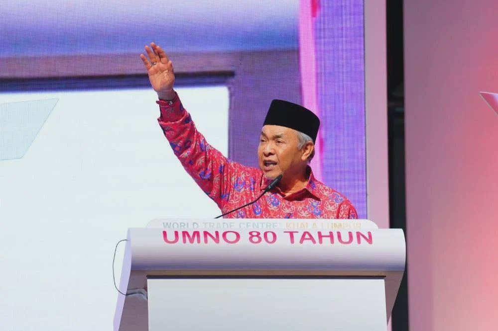 Image from: [VIDEO] 'Saya mengaku buat salah, tapi KJ ada juga silap' – Ahmad Zahid