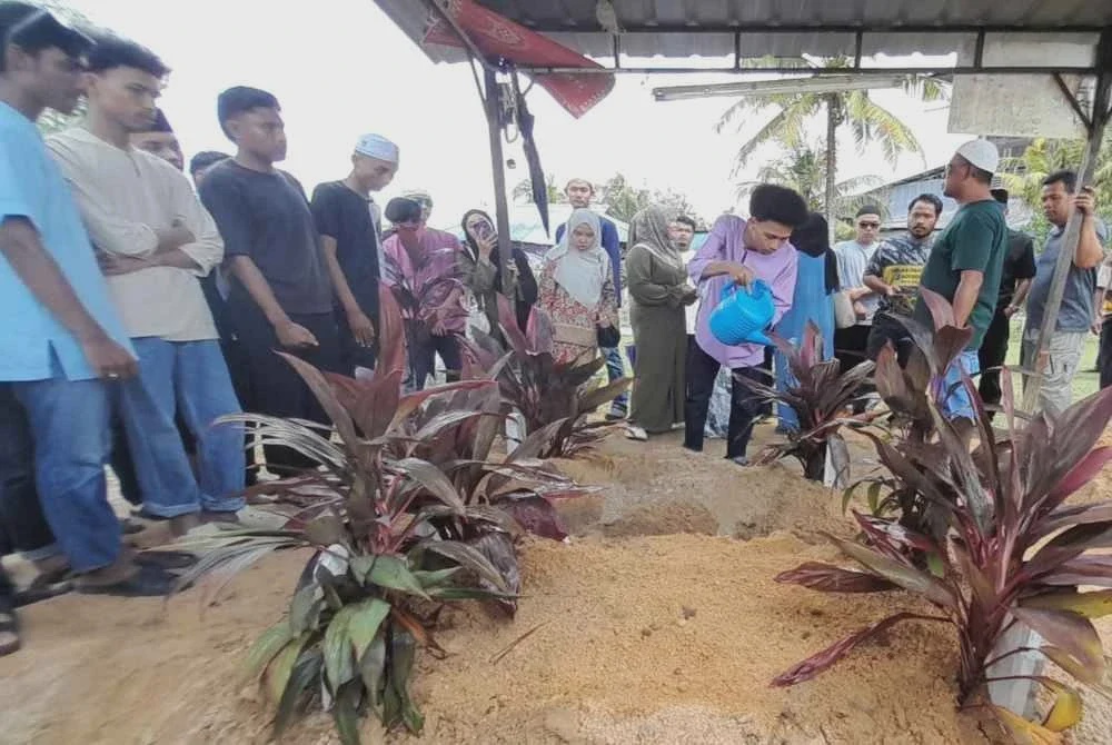 Image from: Suami menyusul 'pergi' selepas beberapa jam isteri, anak dikebumi