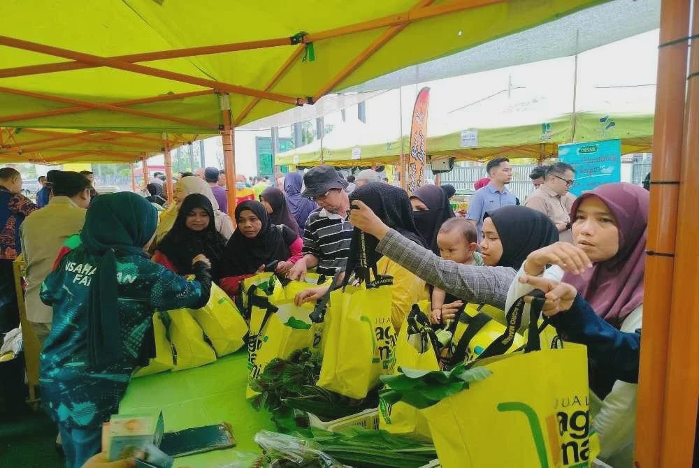 Image from: Pasar Sejahtera Rakyat Perak ringankan beban